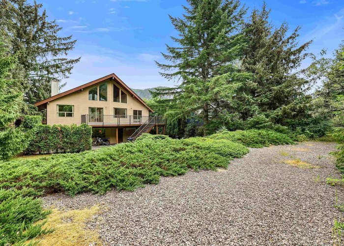 1464 Maple Crescent, Squamish, BC V0N 1H0 |  Photo 54