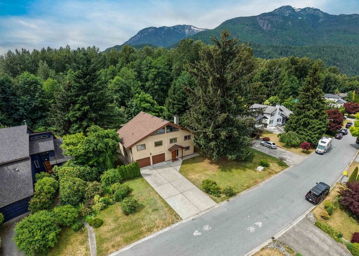 1464 Maple Crescent, Squamish, BC V0N 1H0 |  Photo 56