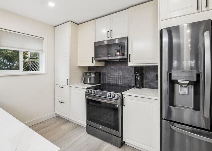 7 - 848 16TH Street, North Vancouver, BC V7P 1R3 |  Photo 37