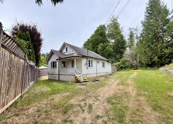 667 Dougall Road, Gibsons, BC V0N 1V8 |  Photo 21