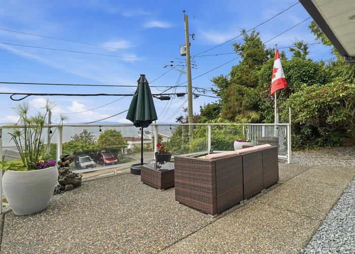 15477 Columbia Avenue, White Rock, BC V4B 1K3 |  Photo 69