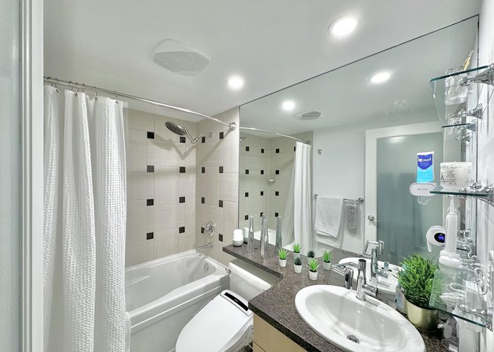 3608 - 1033 Marinaside Crescent, Vancouver, BC V6Z 3A3 |  Photo 48