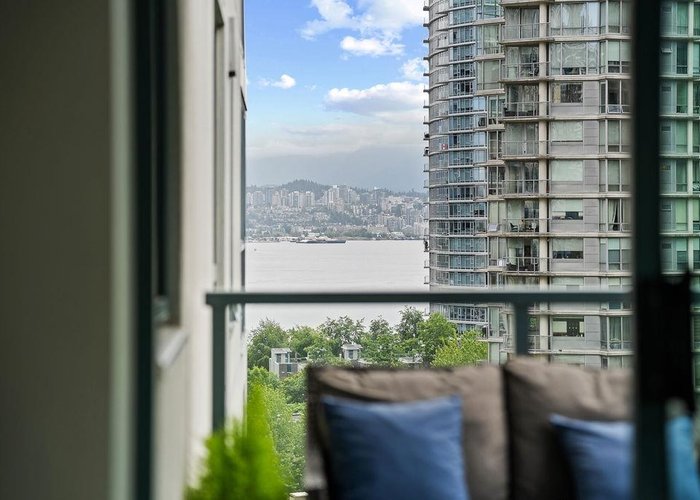 1005 - 1238 Melville Street, Vancouver, BC V6E 4N2 |  Photo 45