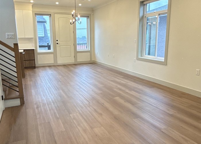 3179 16TH Avenue, Vancouver, BC V5M 2M7 |  Photo 2