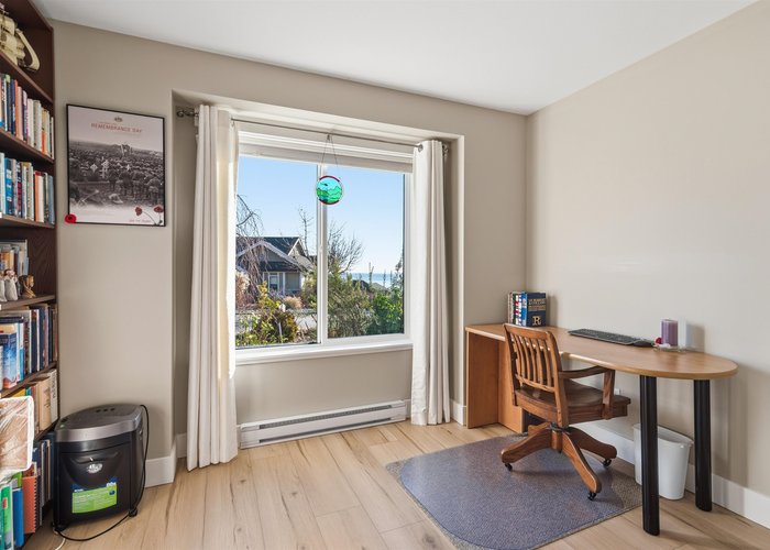 5537 Peregrine Crescent, Sechelt, BC V7Z 0V5 |  Photo 67