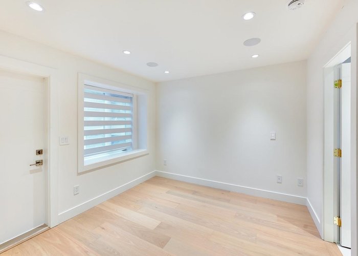 806 Montroyal Boulevard, North Vancouver, BC V7R 2G6 |  Photo 55