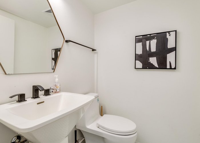 973 Mainland Street, Vancouver, BC V6B 1T2 |  Photo 40