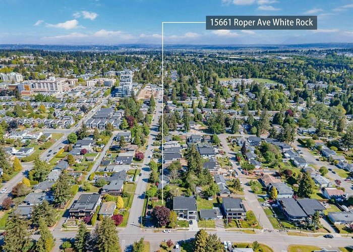 15661 Roper Avenue, White Rock, BC V4B 2G9 |  Photo 2
