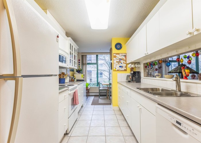 207 - 15466 North Bluff Road, White Rock, BC V4B 3G1 |  Photo 30