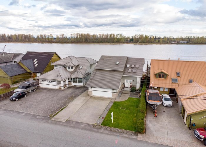 20346 Wharf Street, Maple Ridge, BC V2X 1Z3 |  Photo 37