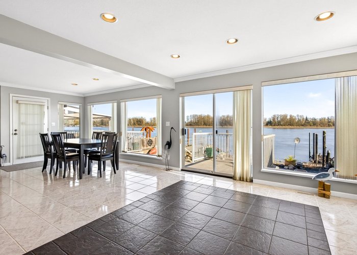 20346 Wharf Street, Maple Ridge, BC V2X 1Z3 |  Photo 40