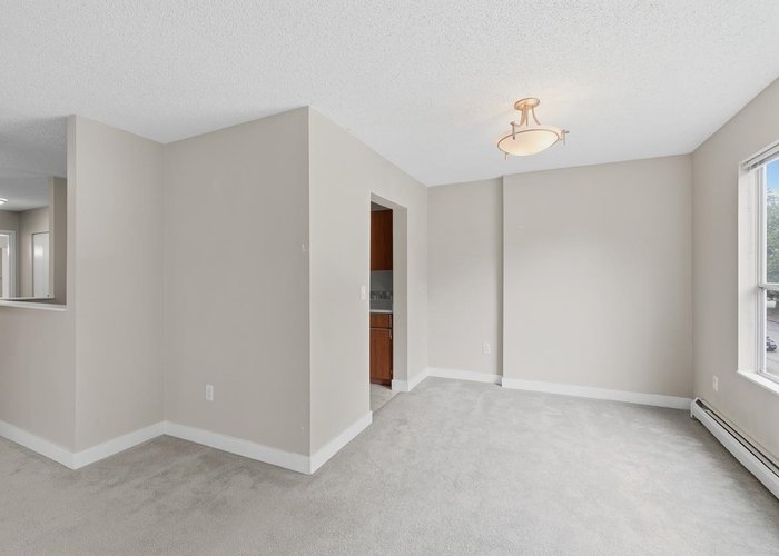 210 - 5700 200TH Street, Langley, BC V3A 7S6 |  Photo 37