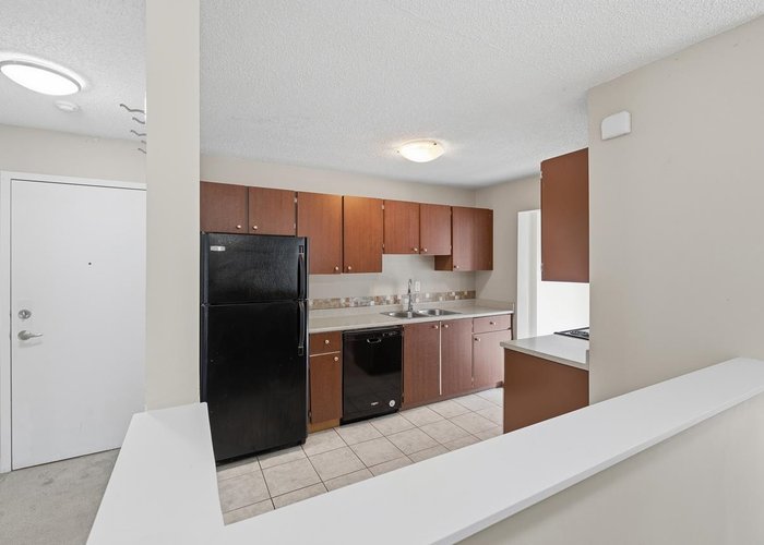210 - 5700 200TH Street, Langley, BC V3A 7S6 |  Photo 42