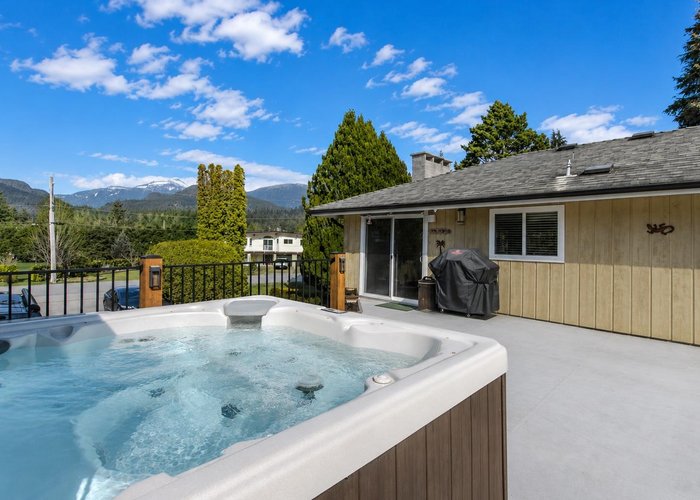 40251 Kalodon Road, Squamish, BC V0N 1T0 |  Photo 49