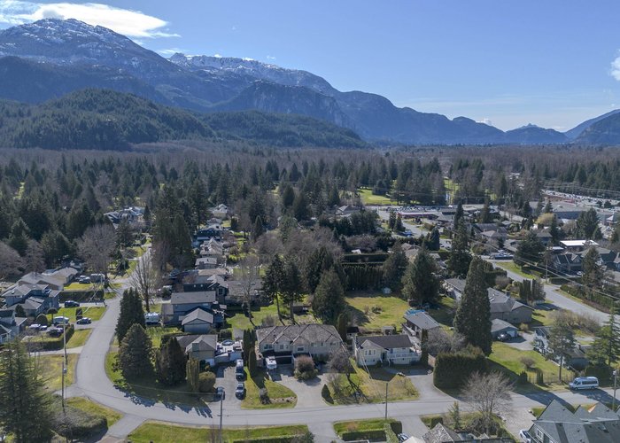 40251 Kalodon Road, Squamish, BC V0N 1T0 |  Photo 69