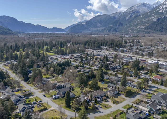 40251 Kalodon Road, Squamish, BC V0N 1T0 |  Photo 70