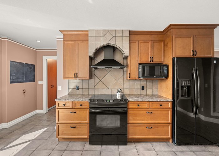 33530 Cherry Avenue, Mission, BC V2V 2V4 |  Photo 48