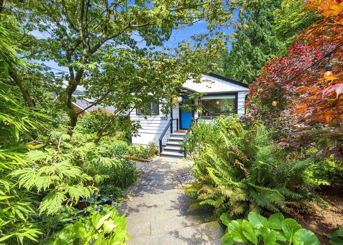1942 Banbury Road, North Vancouver, BC V7G 1W5 |  Photo 73