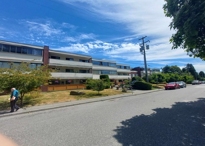 205 - 1448 Fir Street, White Rock, BC V4B 4B4 |  Photo 28