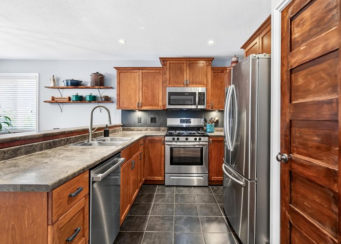 32985 Desbrisay Avenue, Mission, BC V2V 7R2 |  Photo 38