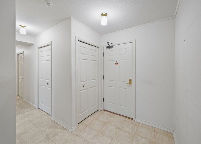 405 - 1350 Vidal Street, White Rock, BC V4B 5G6 |  Photo 37