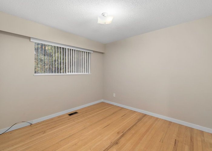 3878 Royal Oak Avenue, Burnaby, BC V5G 3M2 |  Photo 37