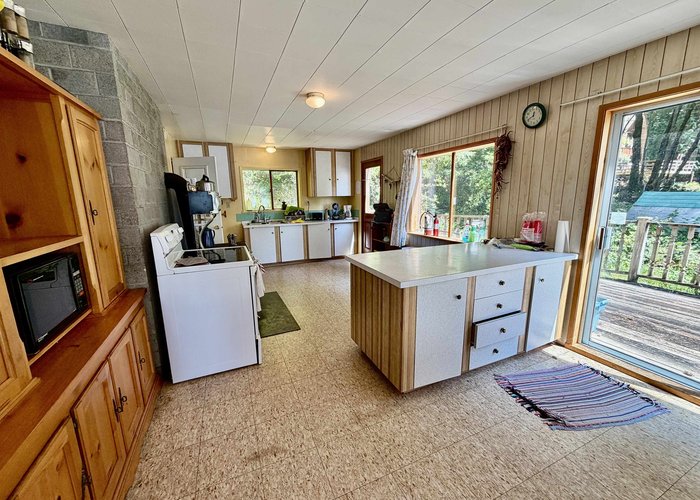 6787 Sechelt Inlet Road, Sechelt, BC V7Z 0L2 |  Photo 42