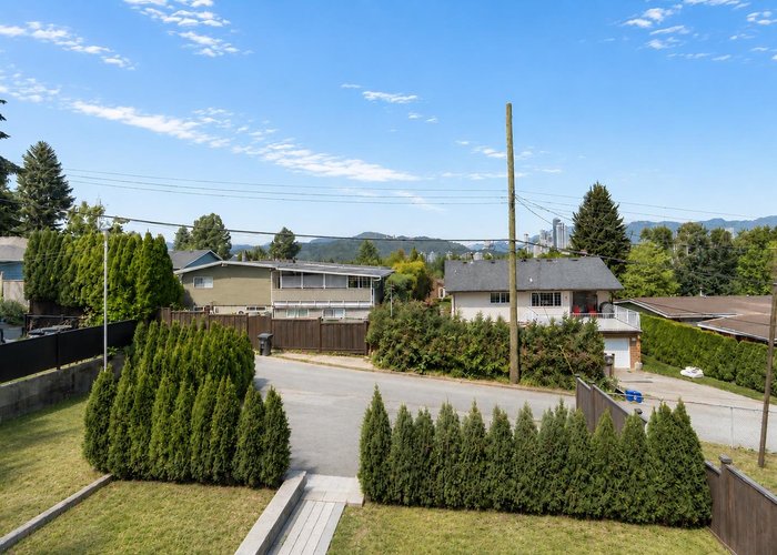 9175 Holmes Street, Burnaby, BC V3N 4C1 |  Photo 56