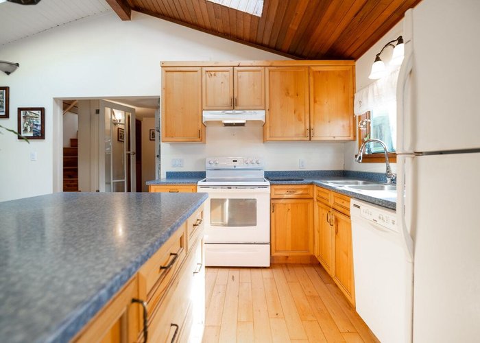 1587 Mount Gardner Road, Bowen Island, BC V0N 1G2 |  Photo 36