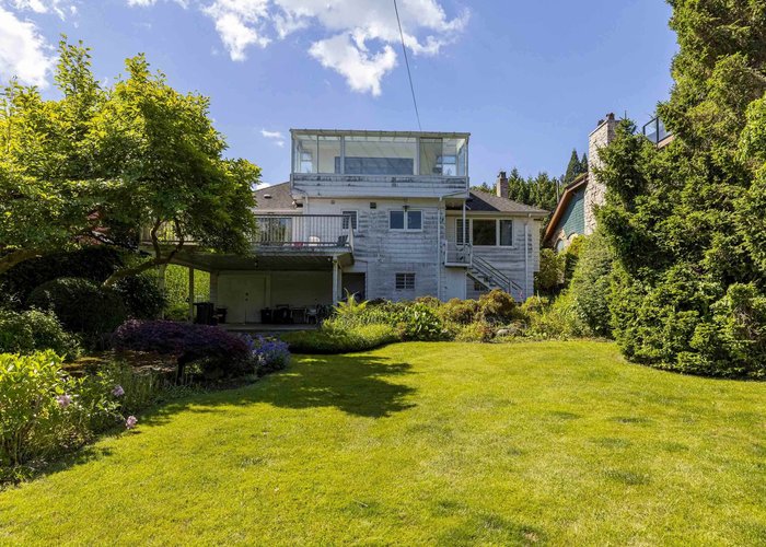 4355 3RD Avenue, Vancouver, BC V6R 1M6 |  Photo 60