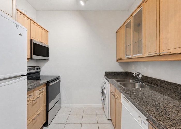 304 - 827 16TH Street, North Vancouver, BC V7P 1R2 |  Photo 19