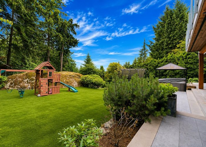 3706 Southridge Place, West Vancouver, BC V7V 3H8 |  Photo 68