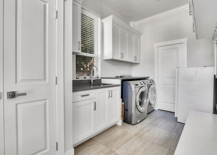738 13TH Street, North Vancouver, BC V7L 2M7 |  Photo 34