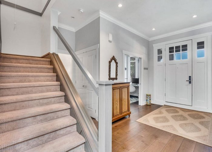 738 13TH Street, North Vancouver, BC V7L 2M7 |  Photo 36