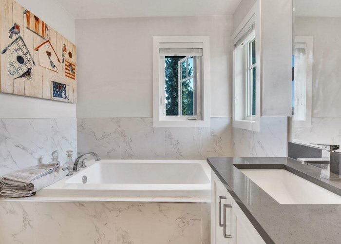 738 13TH Street, North Vancouver, BC V7L 2M7 |  Photo 38
