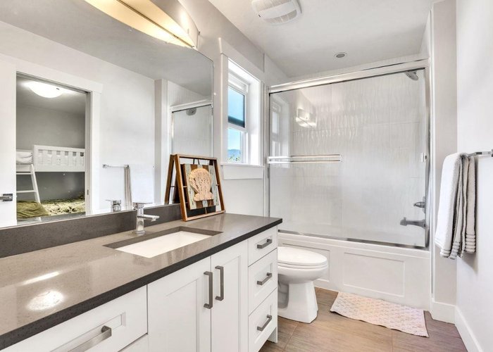 738 13TH Street, North Vancouver, BC V7L 2M7 |  Photo 41