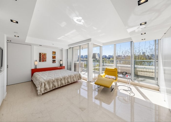 606 - 1288 Marinaside Crescent, Vancouver, BC V6Z 2W5 |  Photo 56