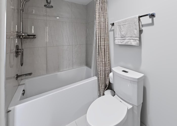 405 - 1401 Hunter Street, North Vancouver, BC V7J 0E2 |  Photo 16