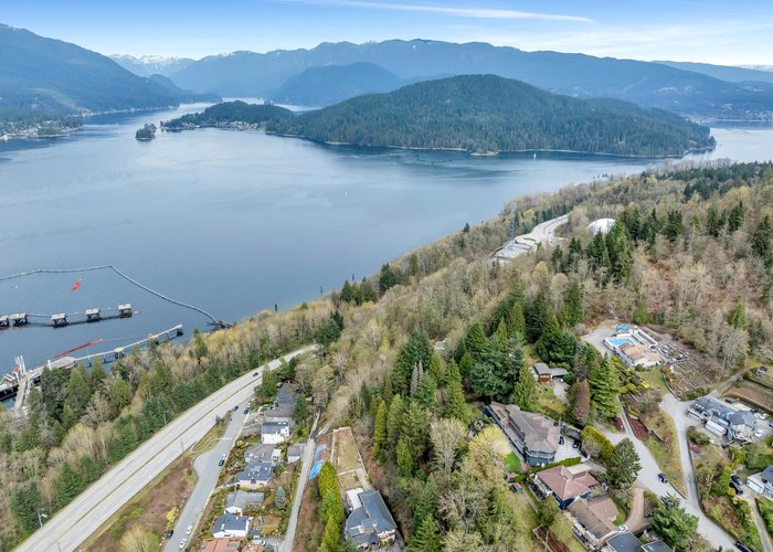 7356 Braeside Drive, Burnaby, BC V5A 1G1 |  Photo 32