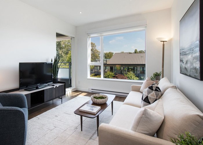 402 - 1061 Marine Drive, North Vancouver, BC V7P 1S6 |  Photo 17