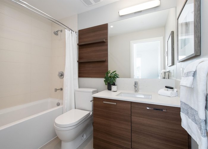 402 - 1061 Marine Drive, North Vancouver, BC V7P 1S6 |  Photo 30