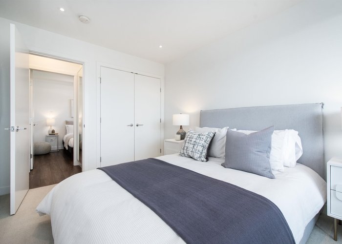 402 - 1061 Marine Drive, North Vancouver, BC V7P 1S6 |  Photo 32