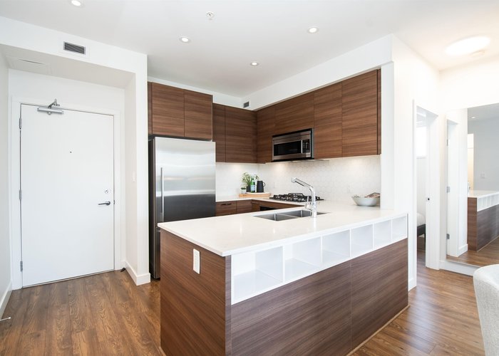 402 - 1061 Marine Drive, North Vancouver, BC V7P 1S6 |  Photo 24