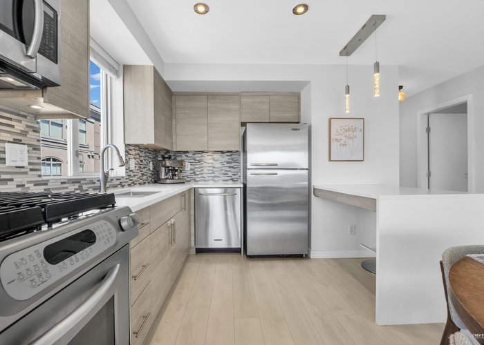 401 - 122 3RD Street, North Vancouver, BC V7L 1E6 |  Photo 24