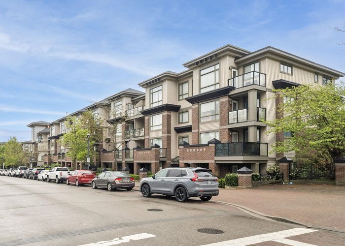 111 - 10822 City Parkway, Surrey, BC V3T 0C2 |  Photo 13