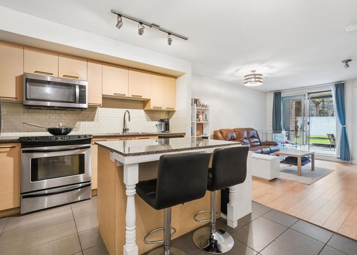 111 - 10822 City Parkway, Surrey, BC V3T 0C2 |  Photo 20
