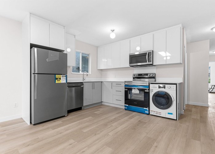 7728 Mary Avenue, Burnaby, BC V3N 3G8 |  Photo 47