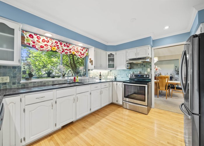 2445 Mowat Place, North Vancouver, BC V7H 2X2 |  Photo 30