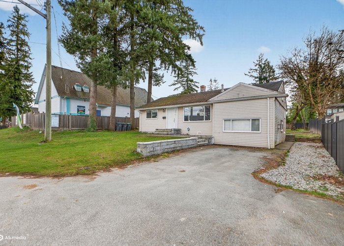 14032 Grosvenor Road, Surrey, BC V3R 5G5 |  Photo 36