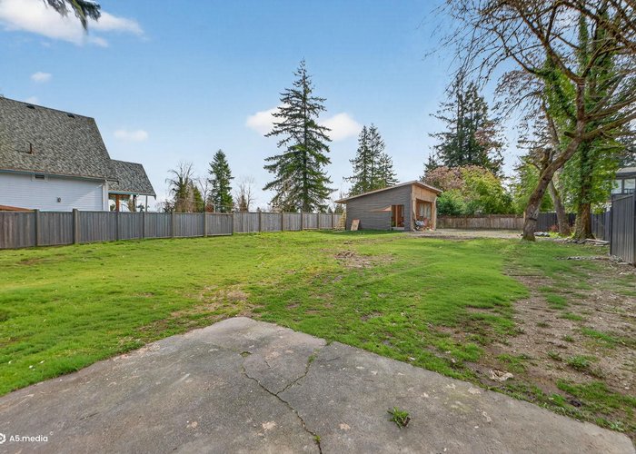 14032 Grosvenor Road, Surrey, BC V3R 5G5 |  Photo 68